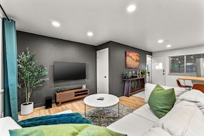 Bright and welcoming living room