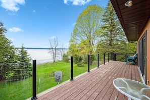 Enjoy seamless indoor-outdoor living from the upper-level walkout – ideal for gatherings, grilling, and soaking in the scenic views of Georgian Bay.