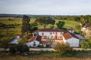 Vacances au Mazage des Trégans - Piscine chauffée