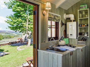 Open plan living space | Tawny Owl Hut - Hollins Farm Shepherd Huts, Westerdale, near Whitby