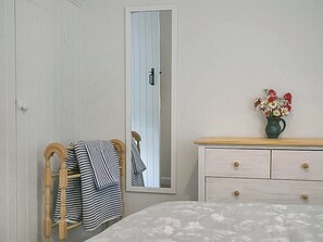 Living area | Eva’s Cottage, Wenhaston