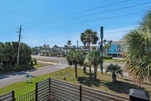 Second floor deck views