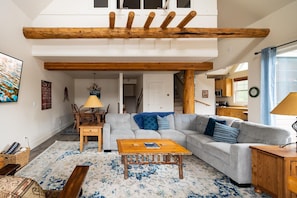 Living Room 4