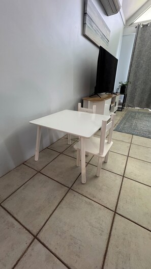 Kids Dining - Kids Dining