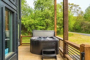 Bain à remous extérieur