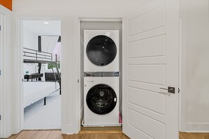 Bordeauphoto airbnb webberville 4