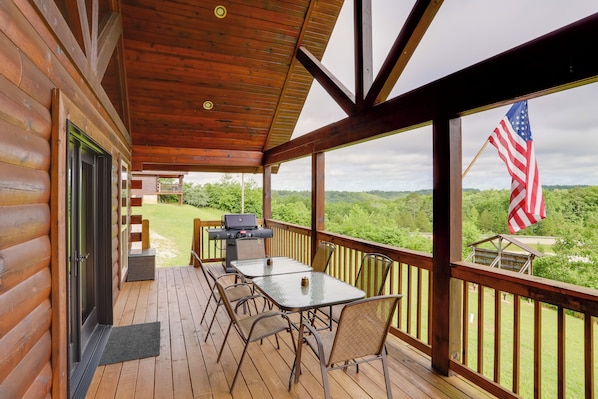 Van Buren Vacation Rental | 3BR | 2BA | 1,304 Sq Ft | 4 Steps to Enter