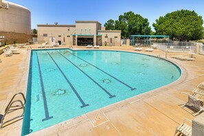Ventana Ranch | Community Amenities | Outdoor Pool