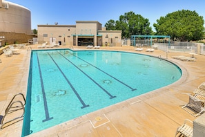 Ventana Ranch | Community Amenities | Outdoor Pool