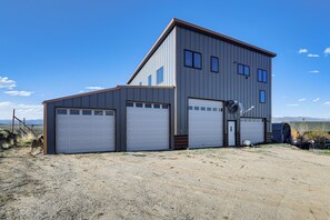 Home Exterior | Multi-Level House | 1,699 Sq Ft