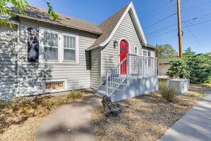 Exterior | Single-Story Home