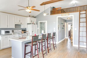 Kitchen | Cooking Basics | Drip Coffee Maker