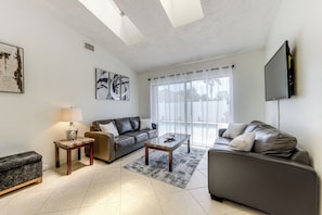 Living Area | 2 Sleeper Sofas | Flat-Screen TV