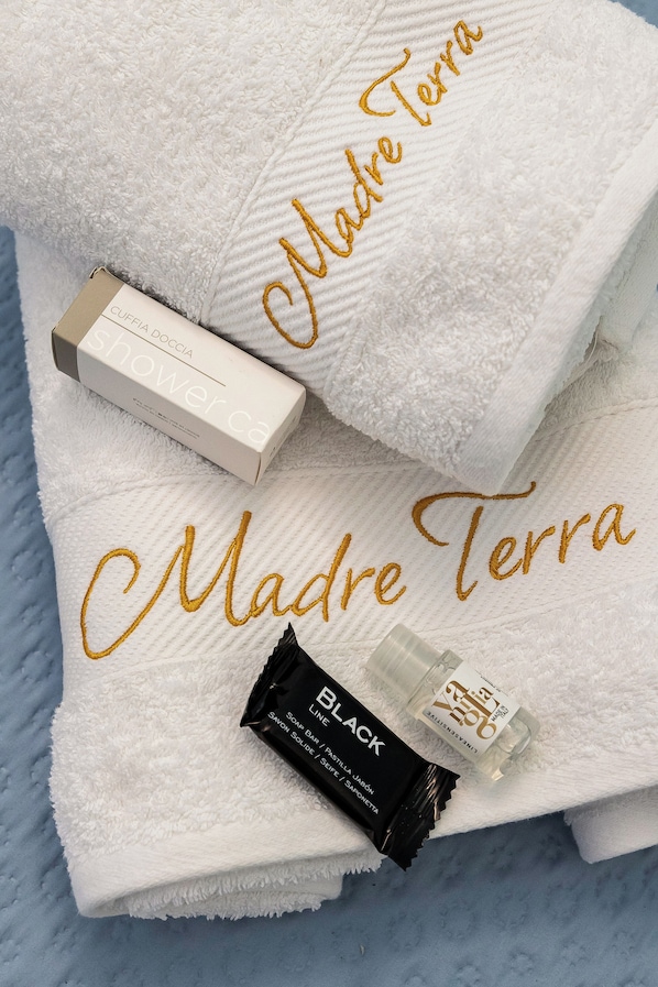 Bathroom amenities