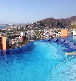 You can see the entire city of Puerto Vallarta from the rooftop pool