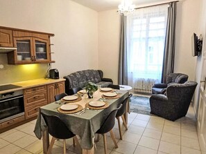 Meubles, Bois, Sol, Sol, Design Intérieur, Appartement, Pièce, Parquet, Salon, Chaise