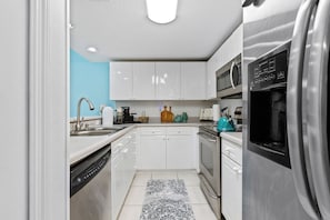 Fully equipped kitchen.