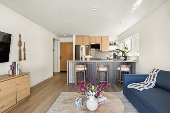 Welcome to Tide House - Unit A.