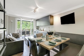 Living and dining room