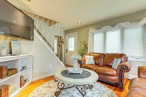 Living Room | 1st Floor | Smart TV | Free WiFi | Window A/C Units | Board Games