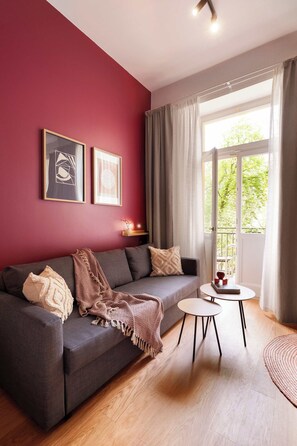 Convertible sofa allows to accommodate up to 4 people