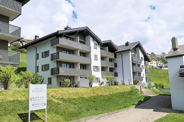 Gebäude, Haus, Wohngebiet, Zuhause, Die Architektur, Menschliche Siedlung, Ländliches Gebiet, Dorf, Hütte, Steigung