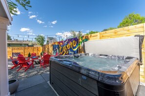 Heated Hot Tub ready for relaxing. 