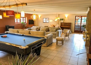Spielezimmer