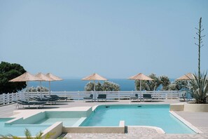 Pool area - Shared pool on the premises 
