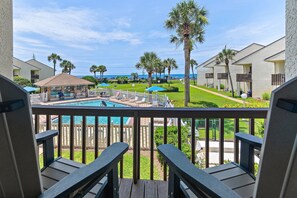 Blue Surf 16B balcony