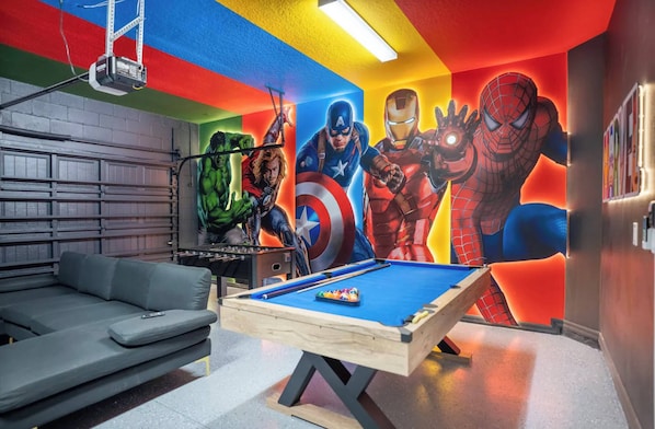 Spielezimmer