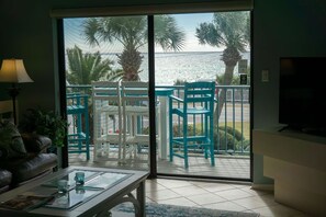 Welcome to Gulf Winds East #10