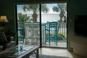 Welcome to Gulf Winds East #10
