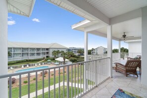 Pool Views from Balcony!  Pavilion Palms 203C