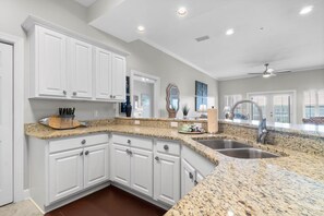 Plenty of Counter Space! Pavilion Palms 203C