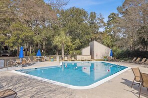 Take advantage of the complex amenities 