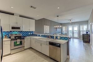Fully equipped kitchen