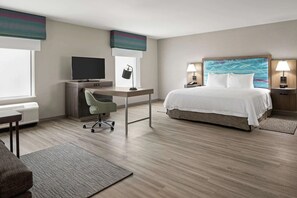 Comfortable Unit with King size bed