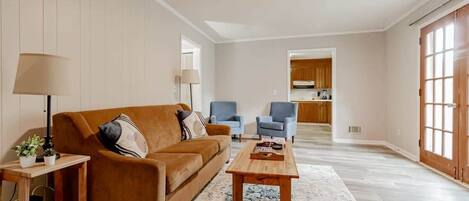 Relaxing living room