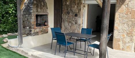 Terace with barbecue Villa 3