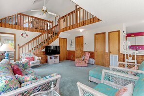 SN2923: RoSea Retreat | Mid Level Living Area