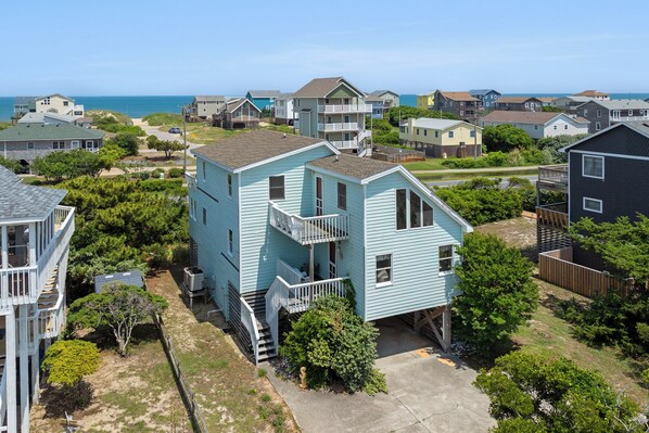SN2923: RoSea Retreat | Front Exterior