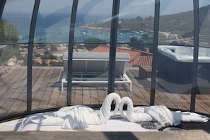 Bain à remous extérieur