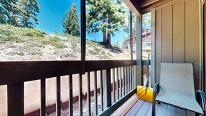 Nature, Outdoors, Scenery, Architecture, Balcony