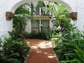 The path to the apartment
