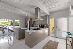 Mid-century modern kitchen
