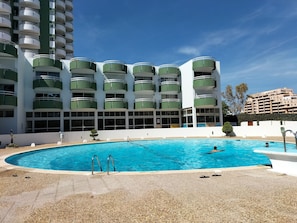 Façade
