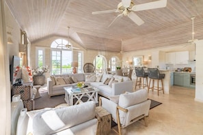 3 B/R in Royal Westmoreland Golf Estate (1749)