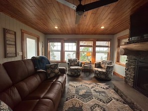 Living Room - Living Room with seating for 7+