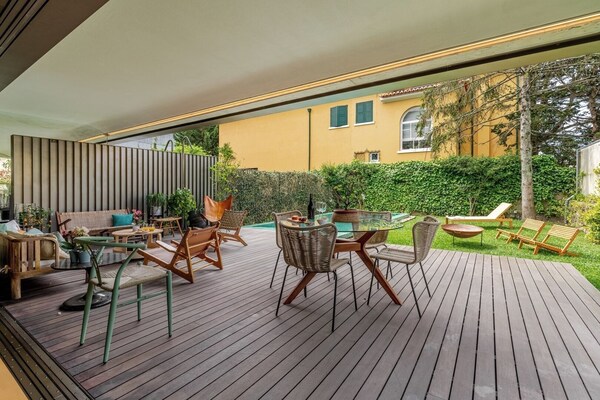 Hostwise  Grand Villa W/ Pool, Garden And Garage - Porto, Portugal